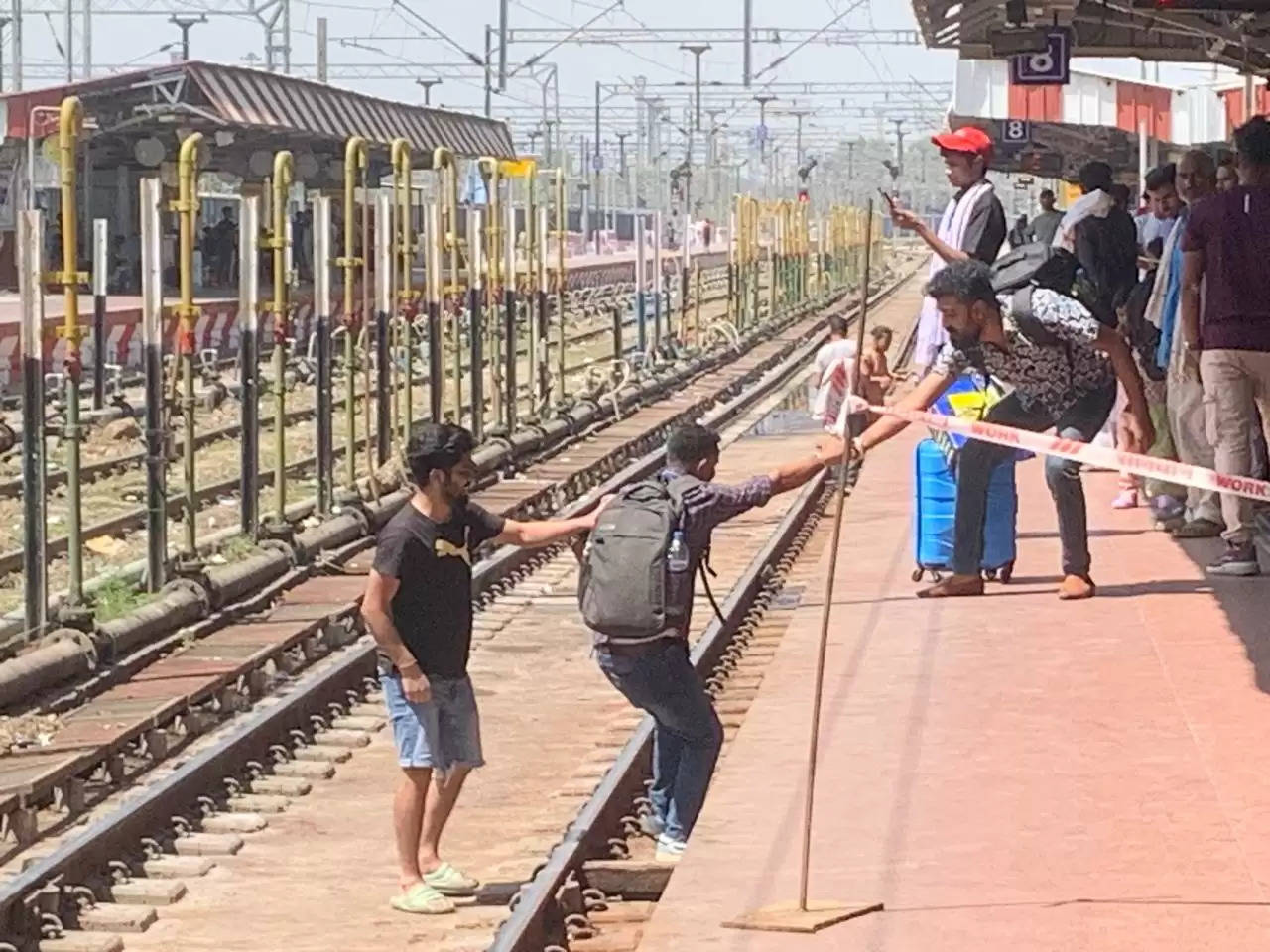 varanasi cantt station