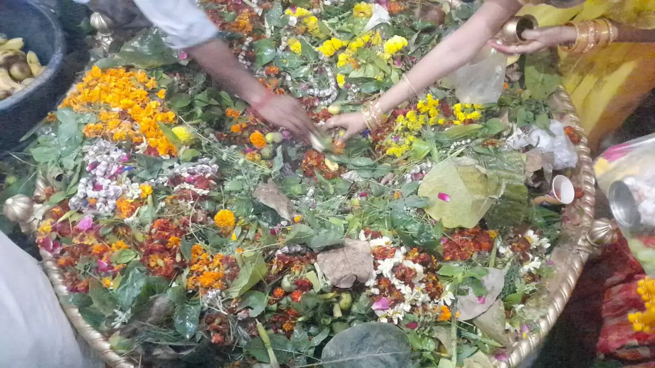 Karmdeshwar Mahadev Temple Varanasi