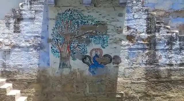 123
