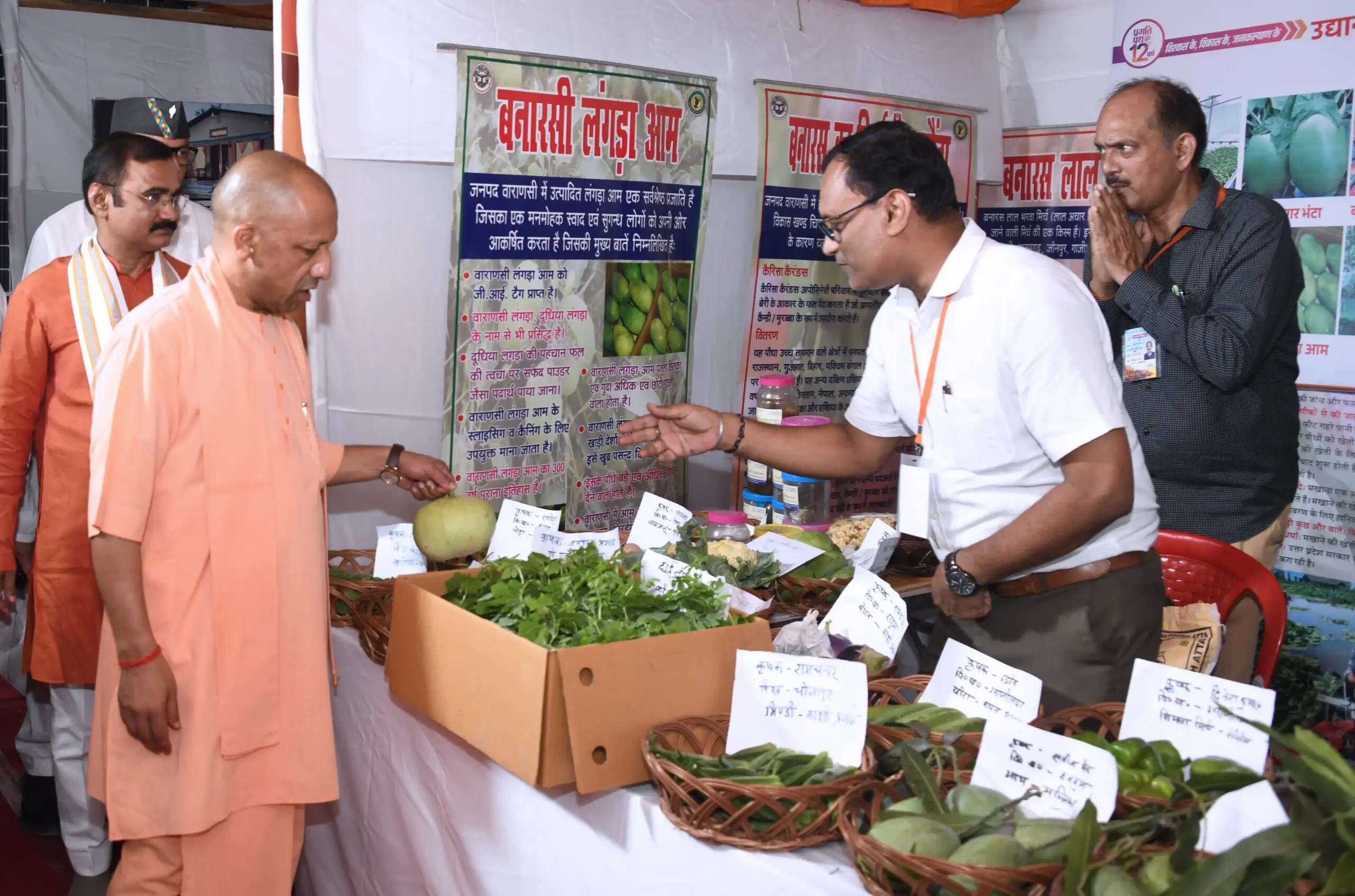  बाबा विश्वनाथ व मां गंगा ने पीएम मोदी को दिया गरीबों की पीड़ा समाप्त करने का सामर्थ्यः मुख्यमंत्री