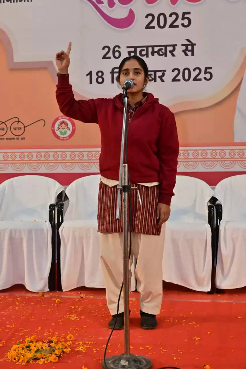 वाराणसी की हर महत्वपूर्ण खबर पढ़ने के लिए अभी फॉलो करें Live VNS का ऑफिशियल वाट्सऐप पेज 👇👇 https://whatsapp.com/channel/0029VaAPWex65yD2LWG35A25 Live VNS - भरोसा 1 दशक से लाखों बनारसियों का - बनारस की बात, बनारस के साथ