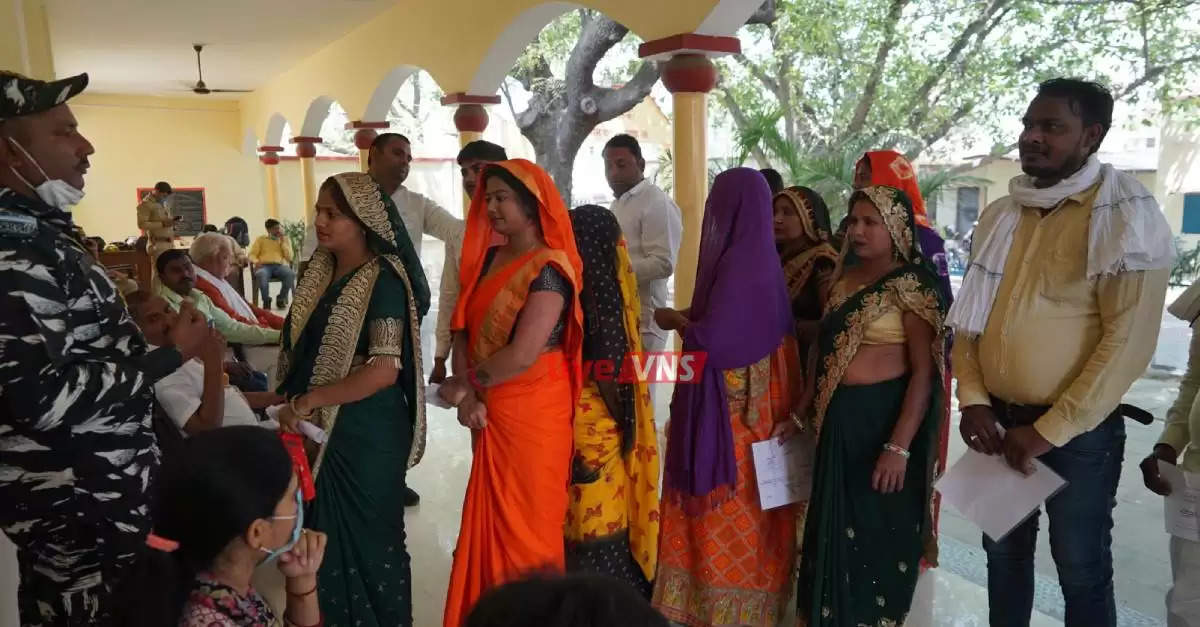 Peoples representatives voted in the local authority election Varanasi 