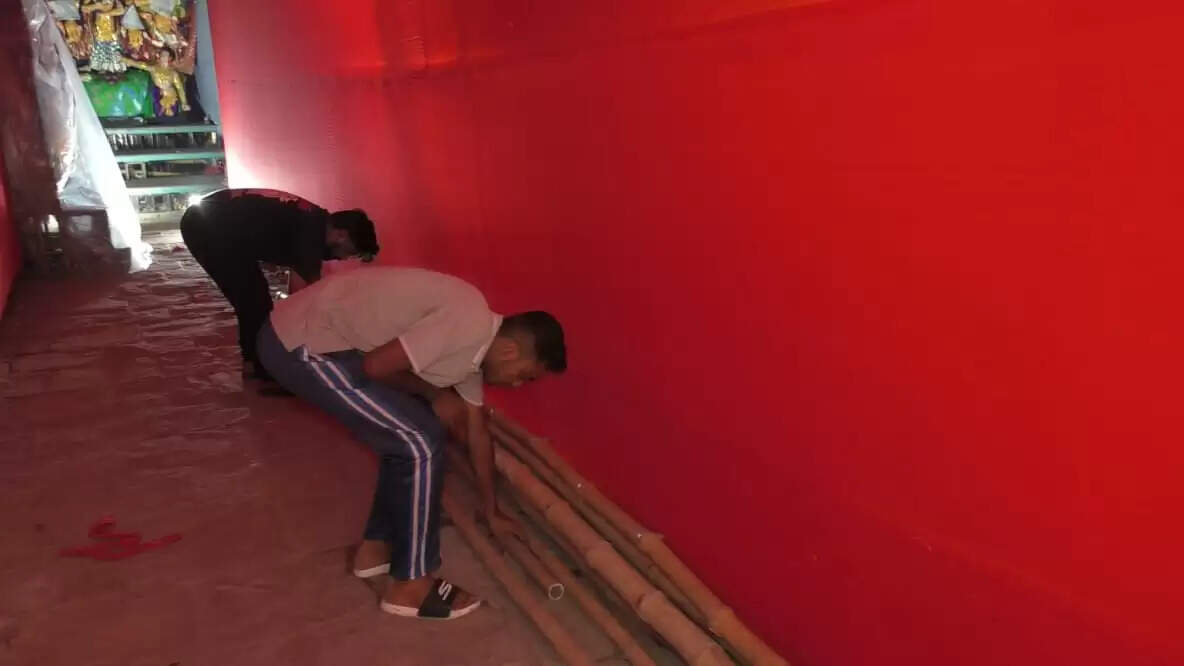 वाराणसी के अर्दली बाजार में कीजिए बाबा पशुपतिनाथ मंदिर का दर्शन, पंडाल का यह अनोखा थीम श्रद्धालुओं के लिए बना विशेष आकर्षण