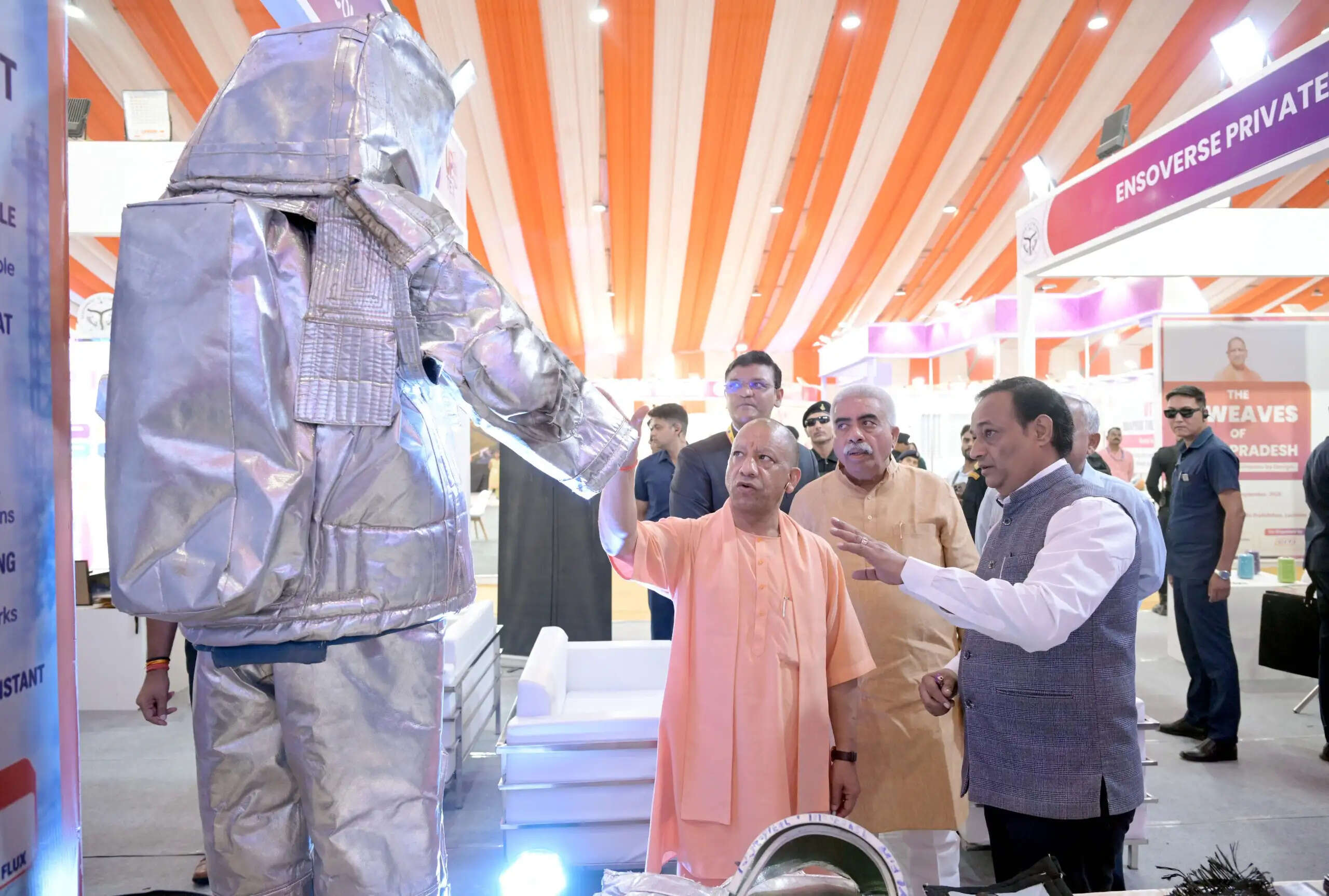 यूपी टेक्सटाइल कॉन्क्लेव-2026 : उत्तर प्रदेश बनेगा टेक्सटाइल व टेक्निकल टेक्सटाइल क्षेत्र का प्रमुख केंद्र