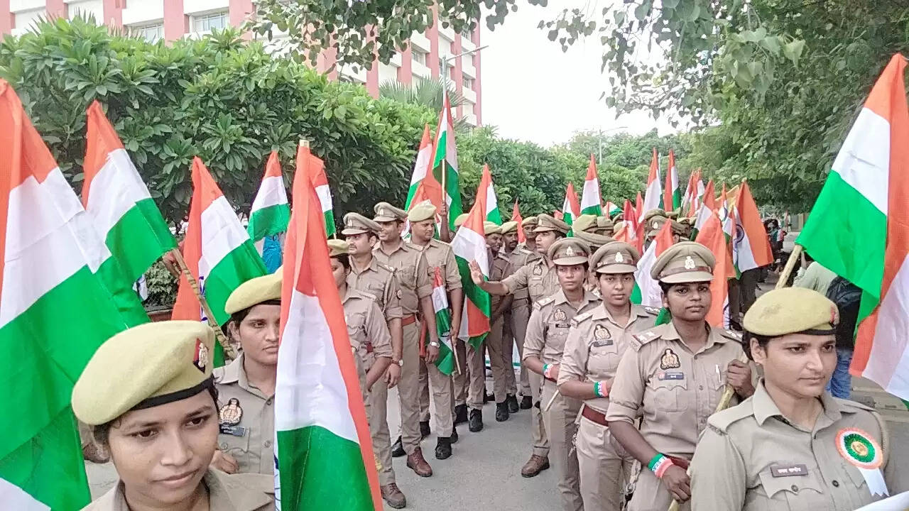 Tiranga yatra in Varanasi