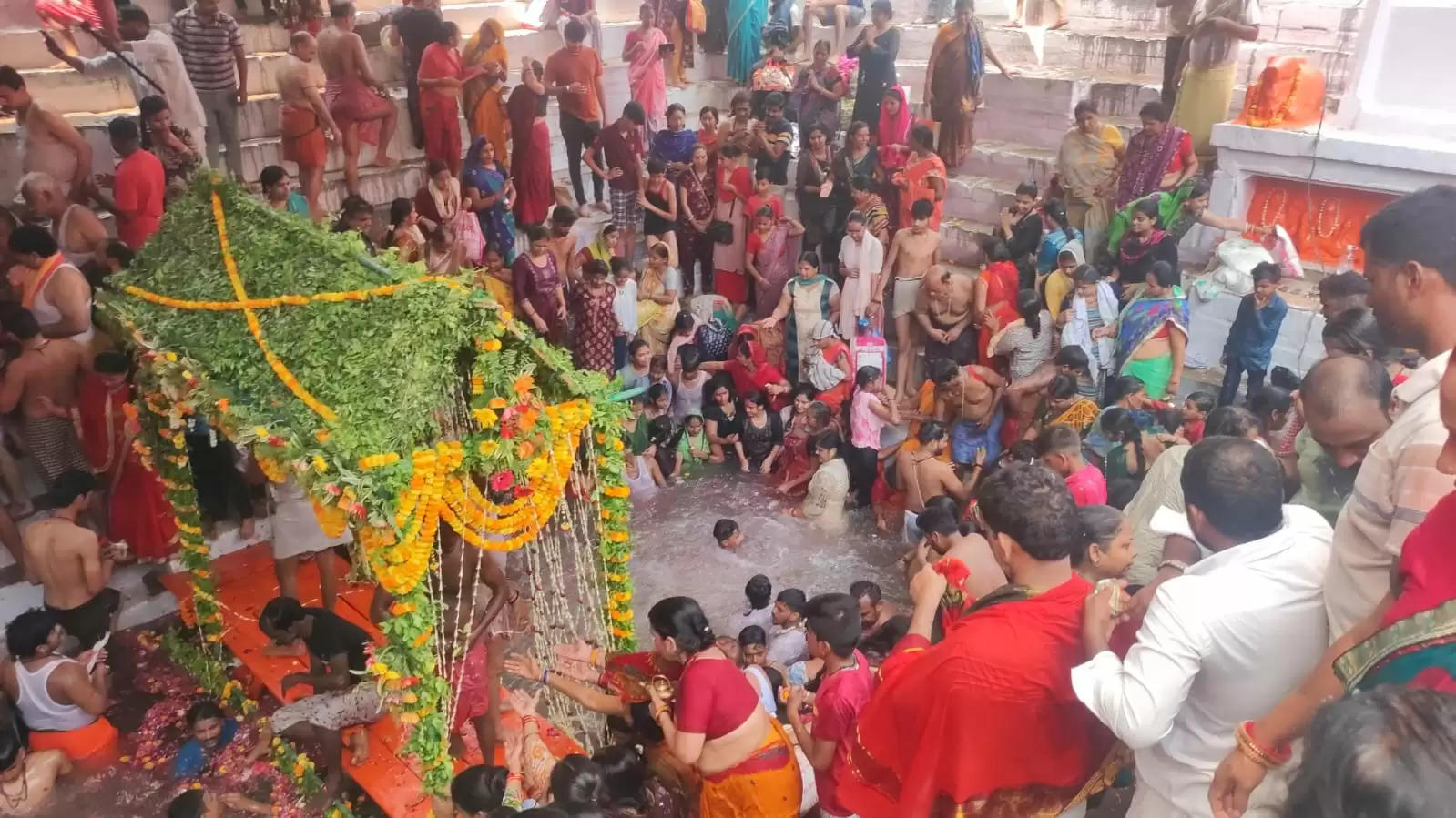 Chakra pushkarini kund