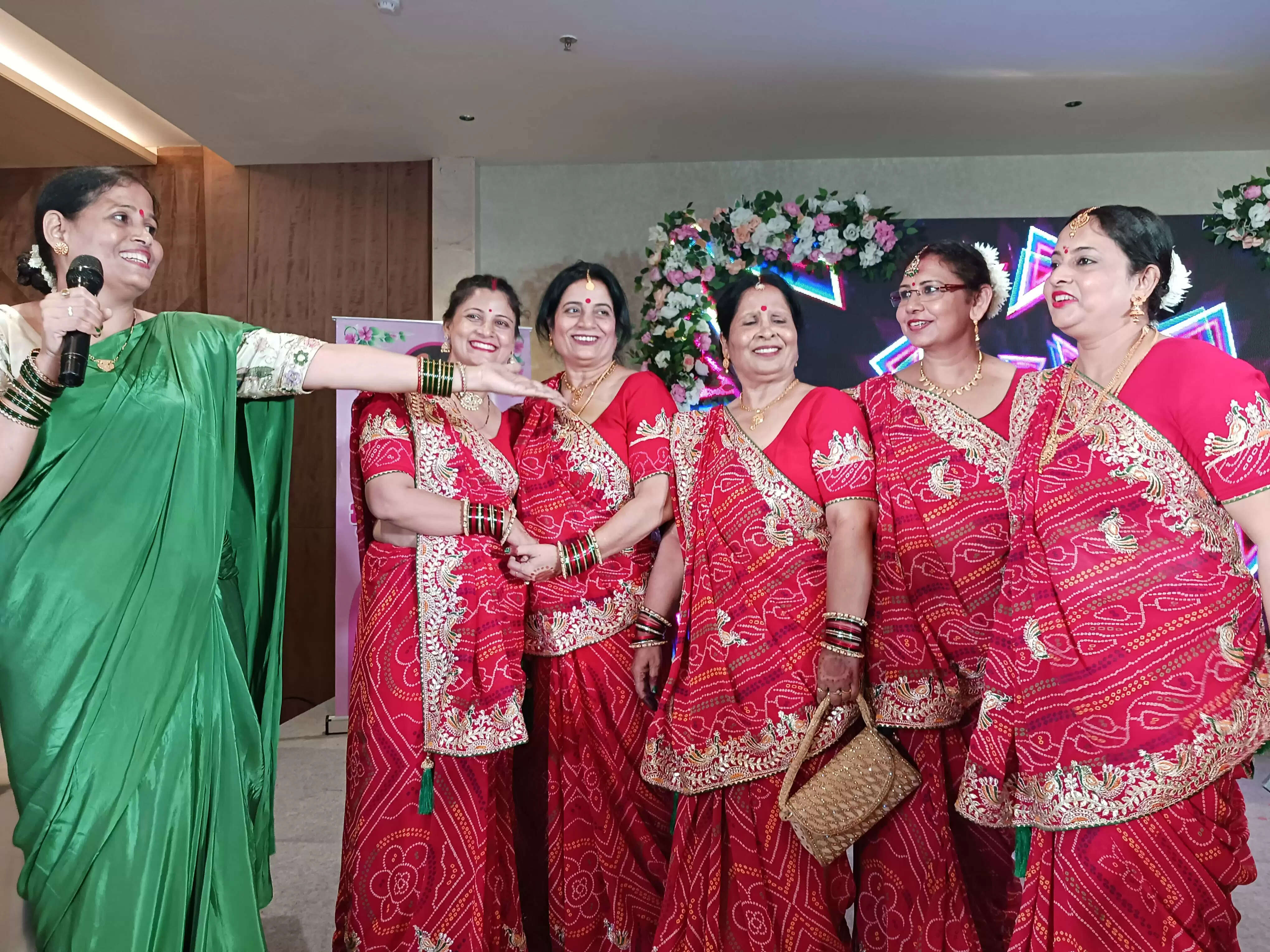 महिला भूमिहार समाज ने हर्षोल्लास के साथ मनाया