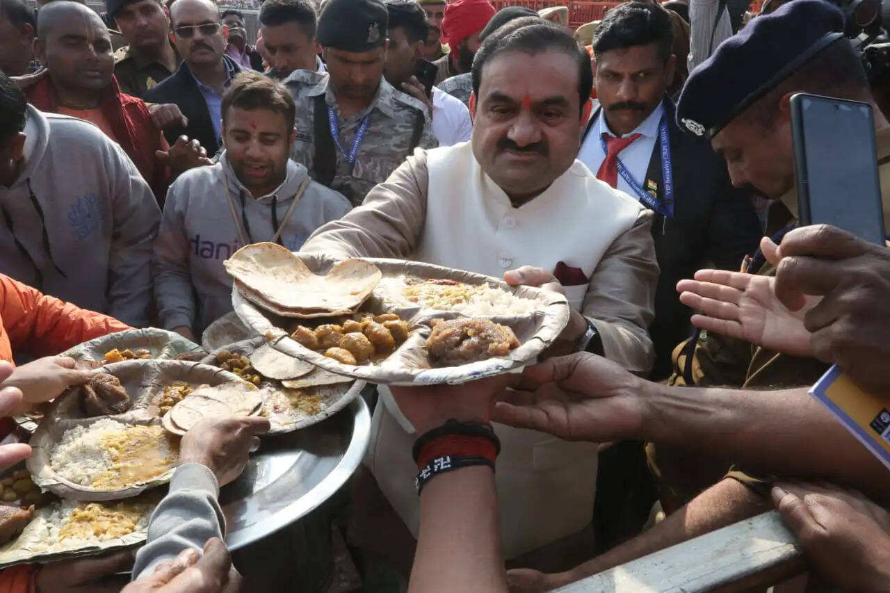 रामनाथ कोविंद ने महाकुम्भ के आयोजन को भारत की आध्यात्मिक धरोहर और सांस्कृतिक समृद्धि का उत्कृष्ट उदाहरण बताया