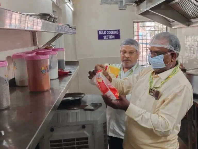 मरीजों की थाली की शुद्धता पर विशेष नजर, गांधी जयंती पर प्रदेशभर में चला खाद्य सुरक्षा अभियान