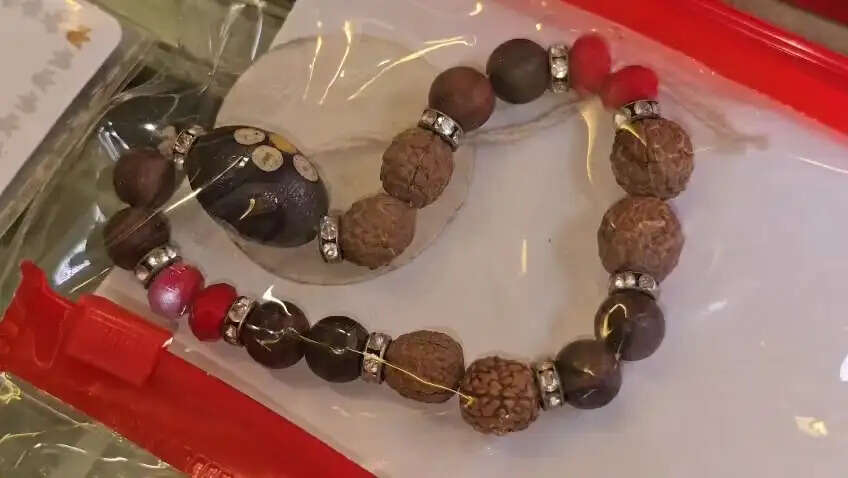123