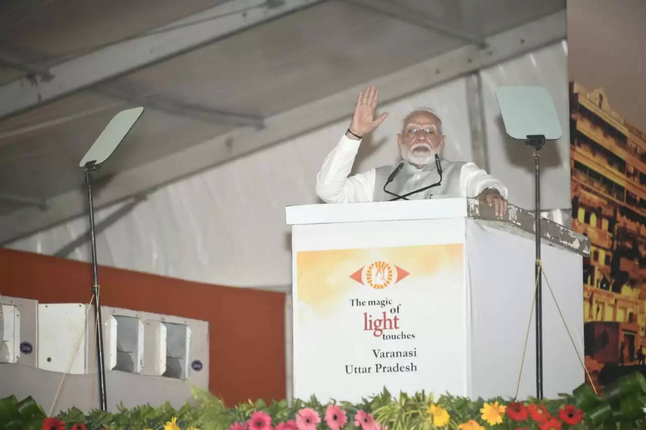 pm modi in varanasi