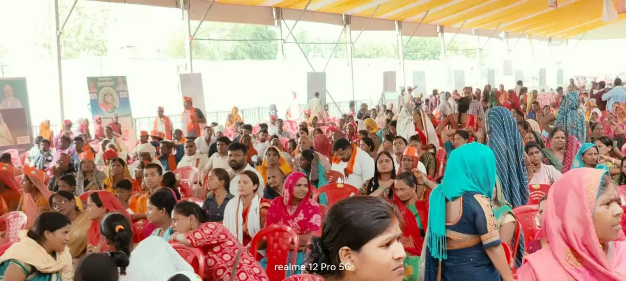 kisan sammelan in varanasi