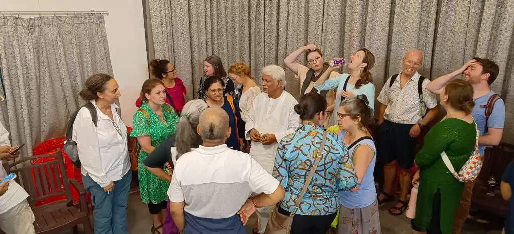 बाबा विश्वनाथ और मां गंगा से है काशी की पहचान : प्रोफेसर विश्वंभर नाथ मिश्र बाबा विश्वनाथ और मां गंगा से है काशी की पहचान : प्रोफेसर विश्वंभर नाथ मिश्र