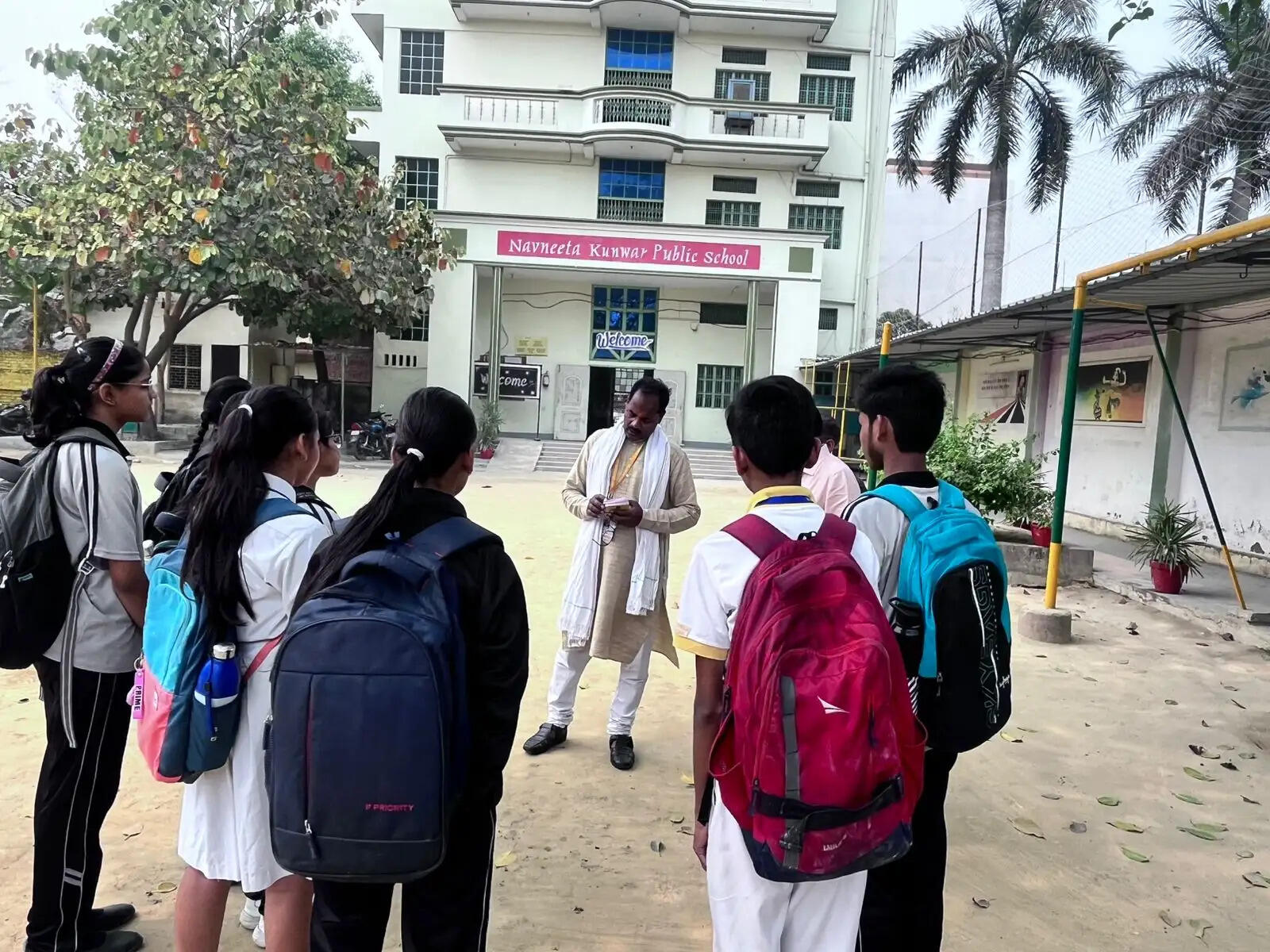 नारायण साहित्य शाला के तत्वावधान में अध्ययन गोष्ठी, विद्यार्थियों को तनावमुक्त होकर पढ़ाई के दिए गए टिप्स