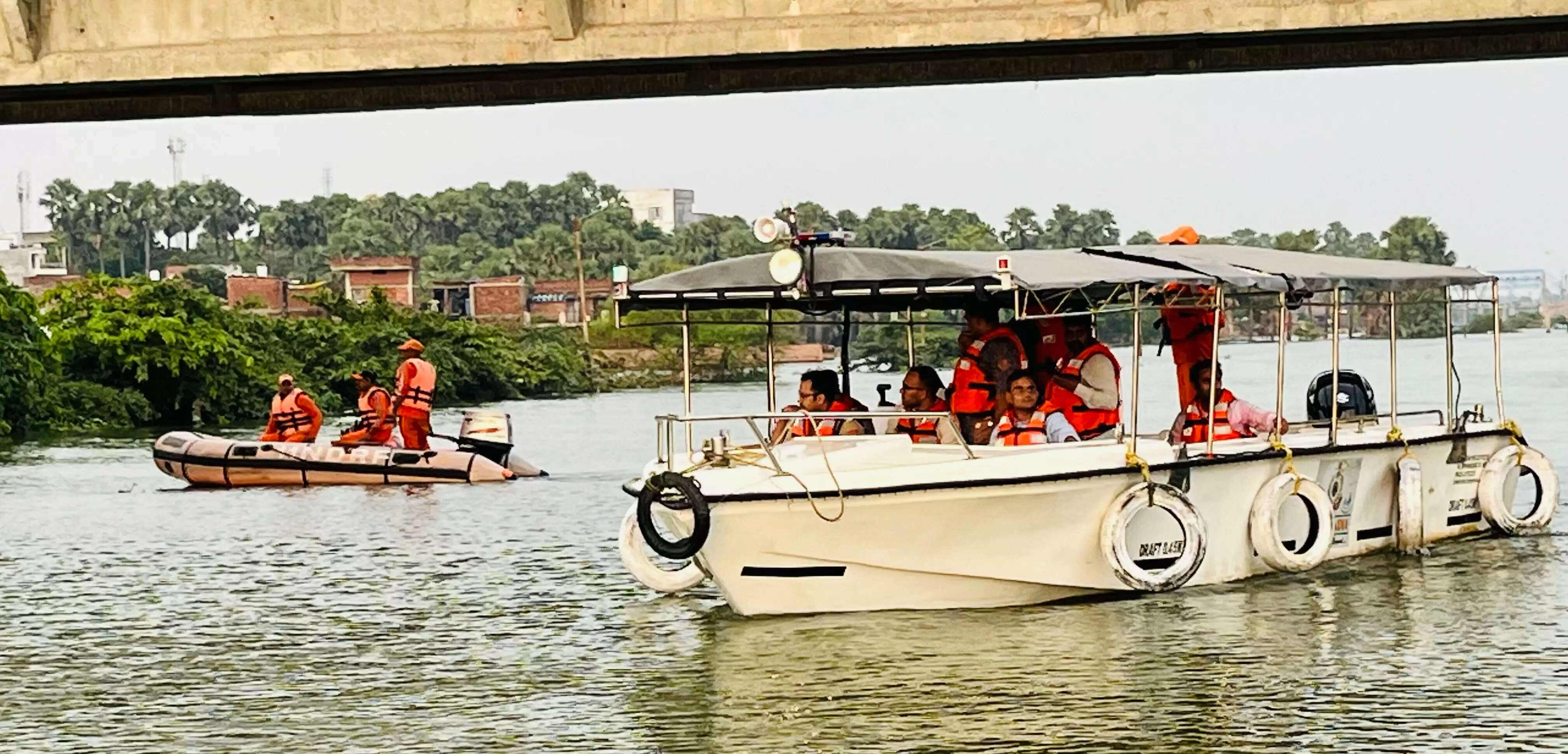   जिलाधिकारी ने बाढ़ प्रभावित क्षेत्रों का किया औचक निरीक्षण, राहत कार्यों का लिया जायजा