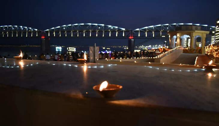 देव दीपावली : शाम 5 बजे जलेगा पहला दीप, सवा 6 बजे से होगा 3D लेजर शो, 8 बजे से लीजिये भव्य ग्रीन आतिशबाजी का नज़ारा