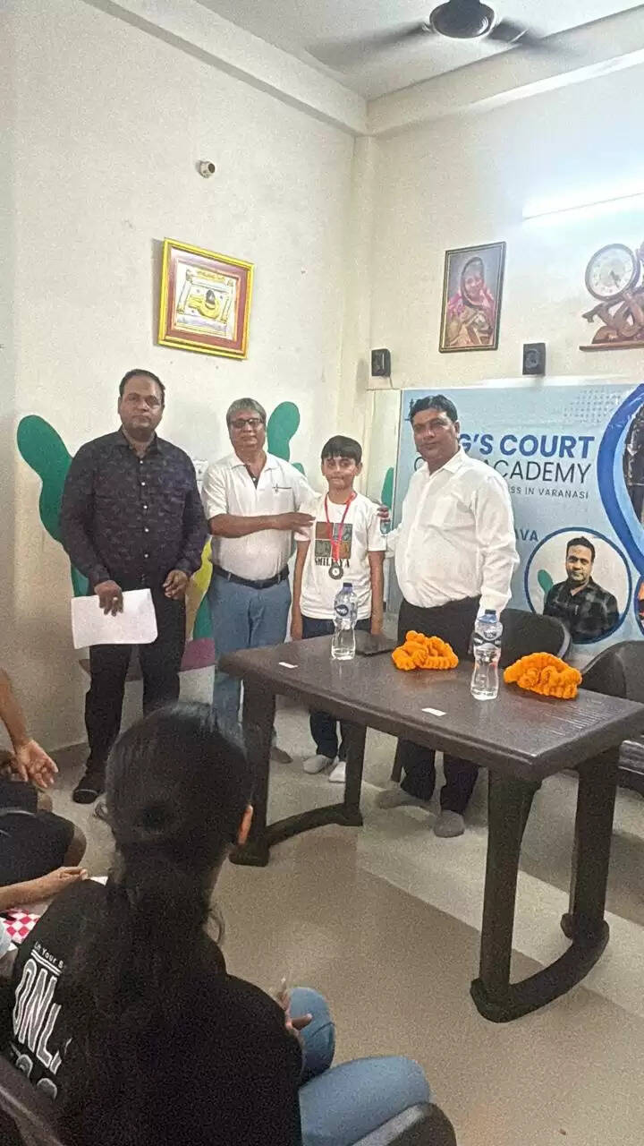 वाराणसी में द्वितीय रैपिड चेस प्रतियोगिता सम्पन्न, अंतरराष्ट्रीय शतरंज खिलाड़ियों ने किया प्रतिभाग