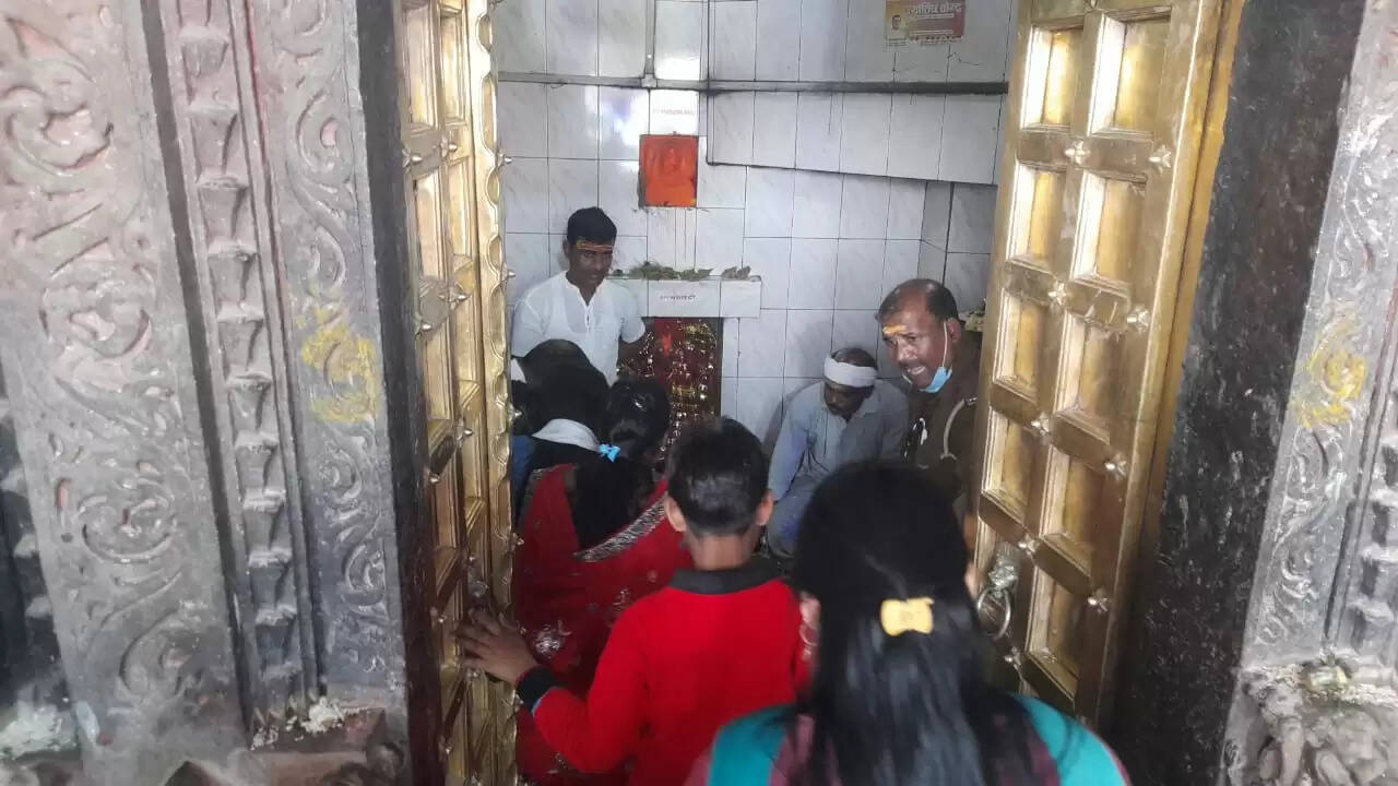 Karmdeshwar Mahadev Temple Varanasi