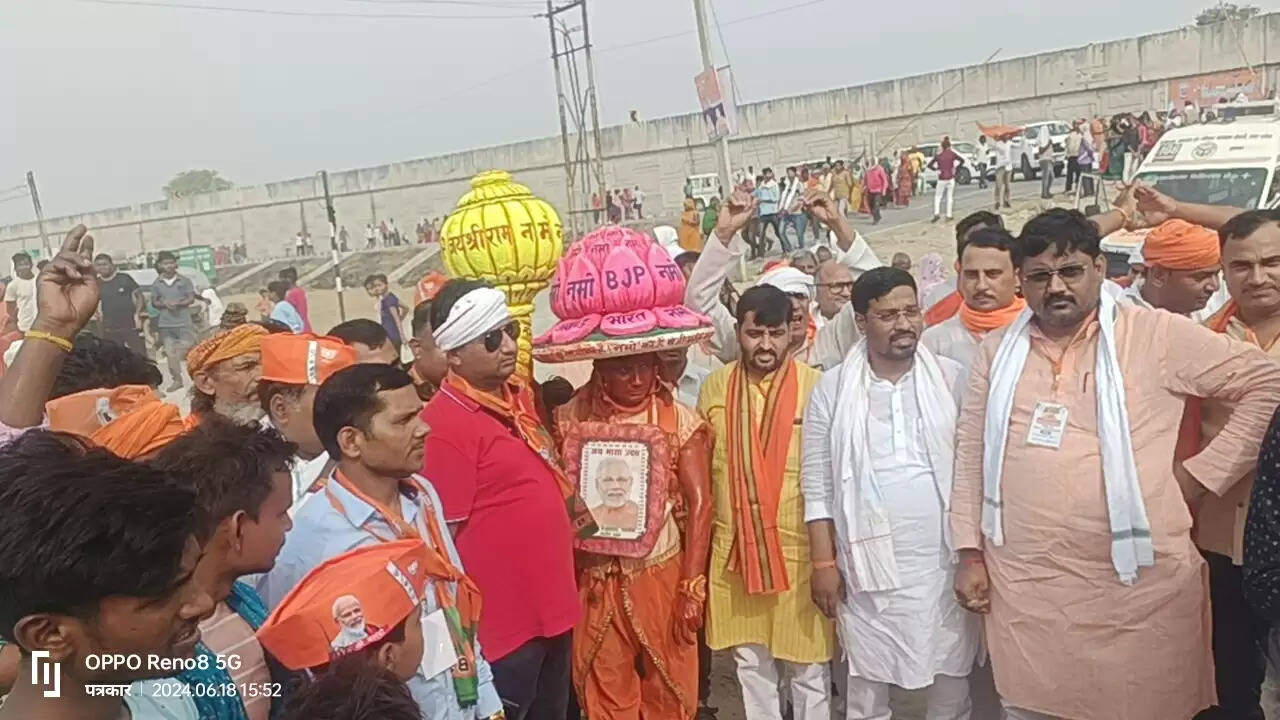 kisan sammelan in varanasi