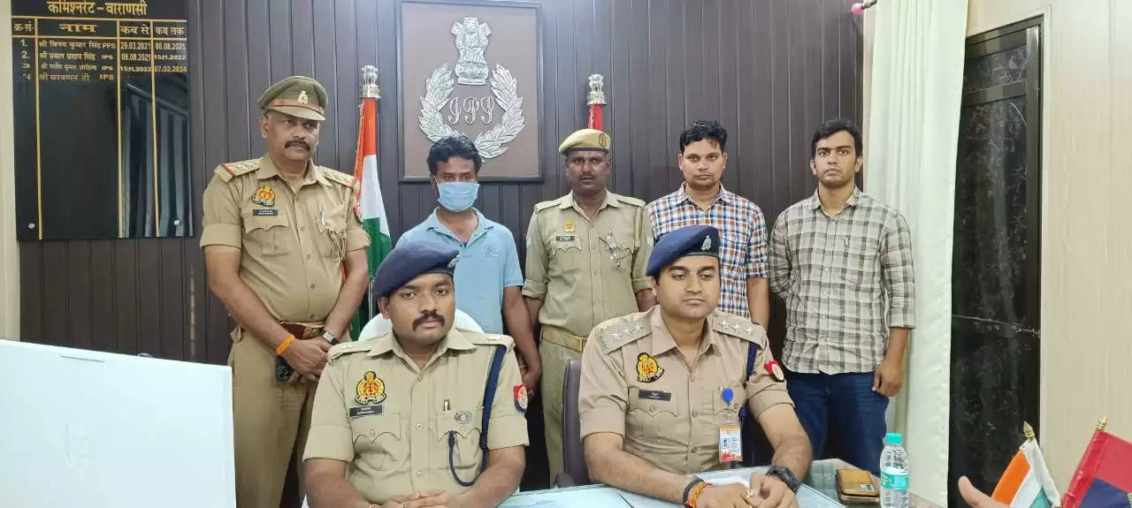 vARANASI POLICE