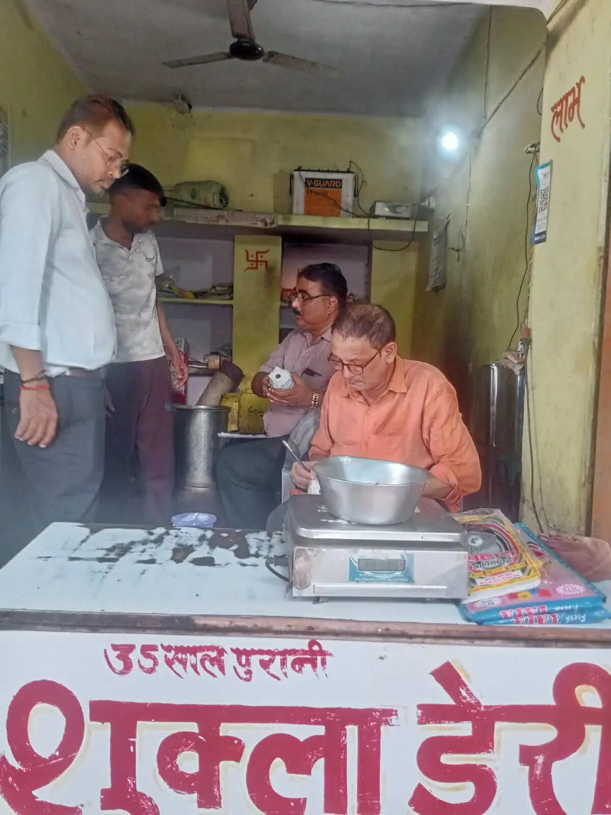 नवरात्रि से पहले मिलावट पर यूपीएफएसडीए का बड़ा वार, 20,924 किलो खाद्य पदार्थ जब्त