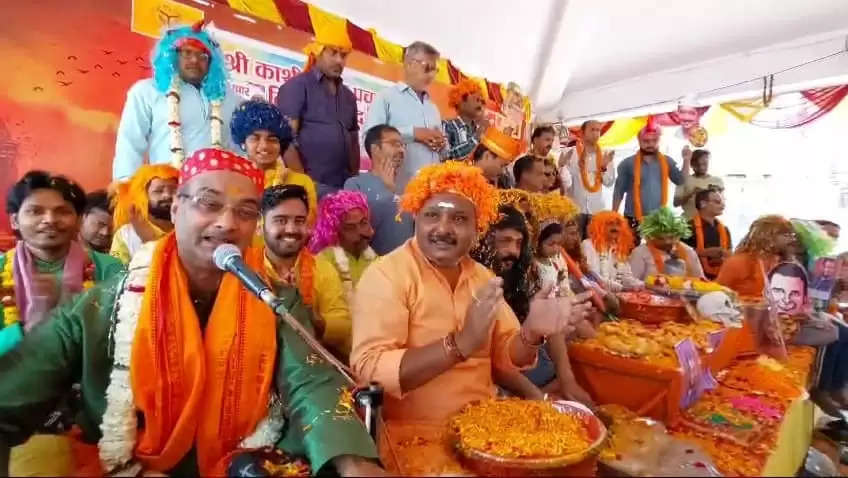 varanasi holi