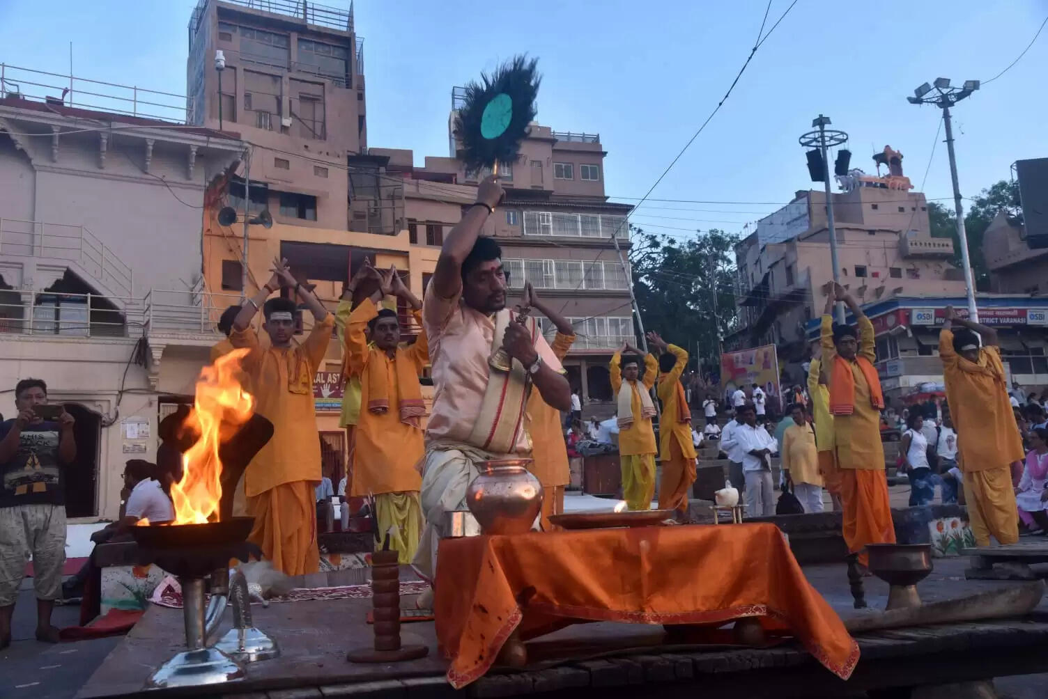 Ganga Seva Nidhi did special morning Ganga Aarti, Batuks did Surya Namaskar together
