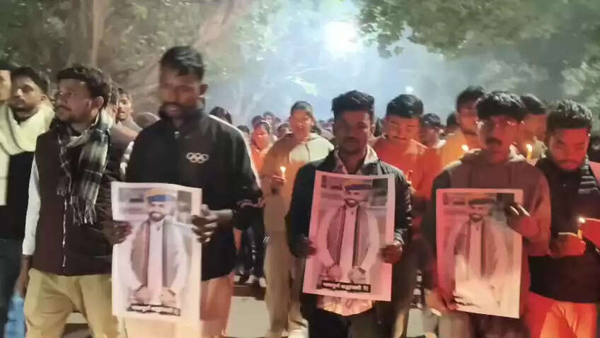 बच्चे को हो गई है सीने में जकड़न? दादी-नानी के ये नुस्खे दिलाएंगे आराम https://livevns.news/lifestyle/health/does-the-child-have-chest-tightness-these-tips-will-help/cid17932253.htm वाराणसी की हर महत्वपूर्ण खबर पढ़ने के लिए अभी फॉलो करें Live VNS का ऑफिशियल वाट्सऐप पेज 👇👇 https://whatsapp.com/channel/0029VaAPWex65yD2LWG35A25 Live VNS - भरोसा 1 दशक से लाखों बनारसियों का - बनारस की बात, बनारस के साथ