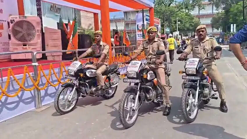 &nbsp;  कर्मभूमि से जन्मभूमि तक सेवा संकल्प बाइक यात्रा, गूंजेगा पीएम मोदी के 25 वर्षों की सेवा का संदेश