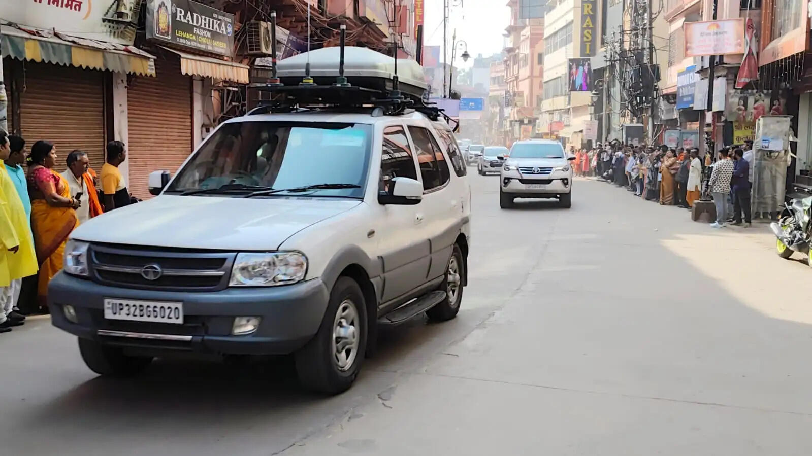 सीएम योगी ने बाबा विश्वनाथ और काशी कोतवाल का दर्शन-पूजन कर लिया आशीर्वाद