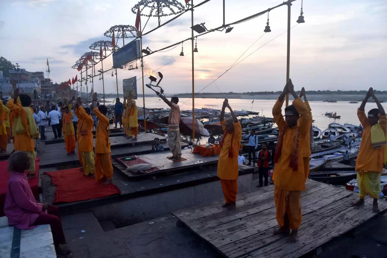 Ganga Seva Nidhi did special morning Ganga Aarti, Batuks did Surya Namaskar together